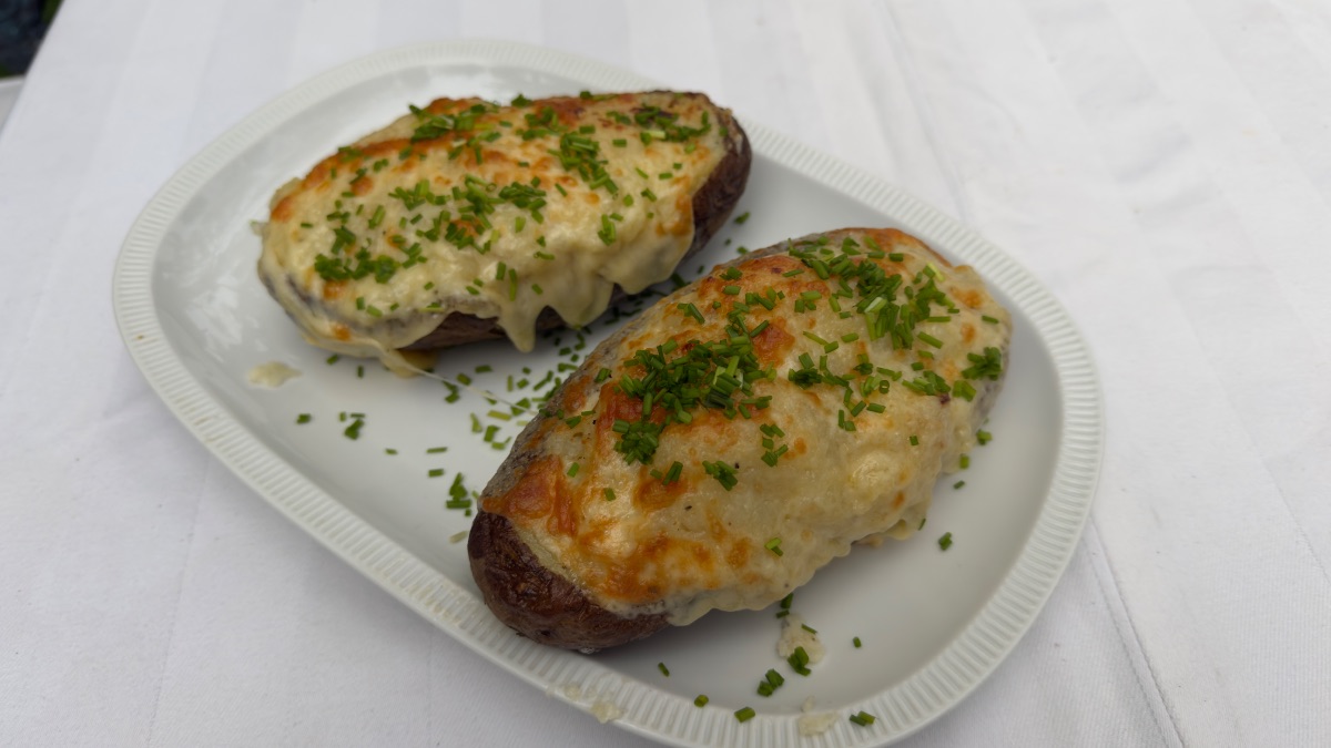 Twice-Baked Potatoes With Chives