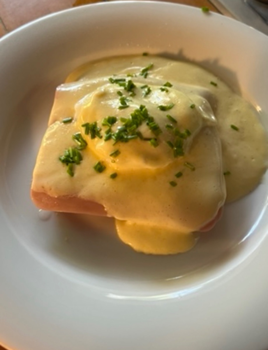 Eggs Benedict with Canadian bacon
